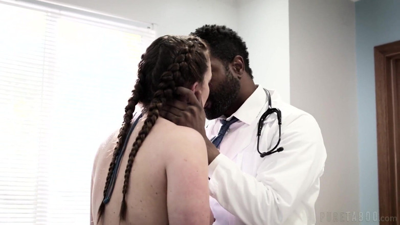 Pure Taboo: Pure taboo Maddy O'Reilly được khám lỗ hậu tại văn phòng...