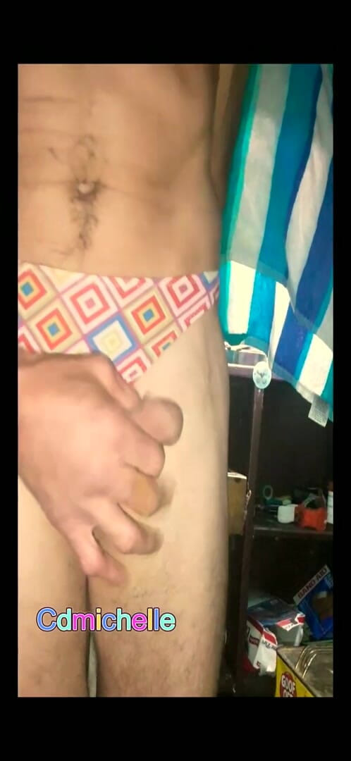 Crossdressers Cd Michelle wearing sexy lingerie: 43 / 43 Mb, Cdmichelle En Maillot De Bain Coloré