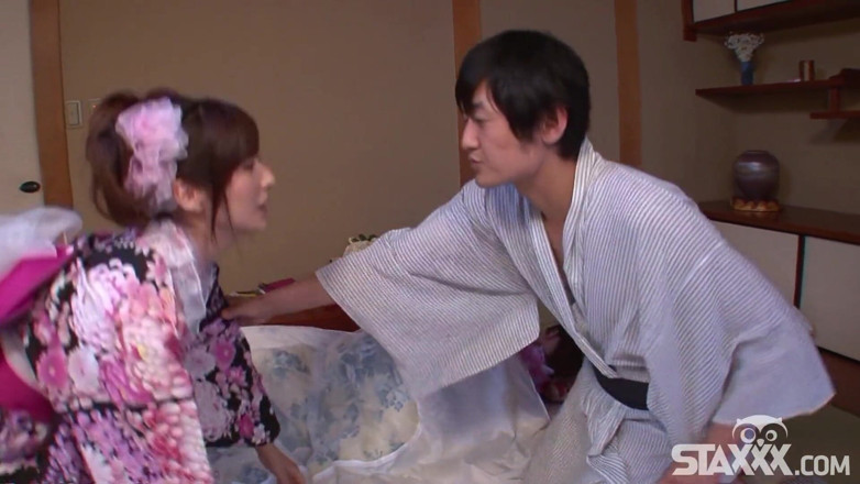 Staxxx: Japanese babe gets a hard fucking