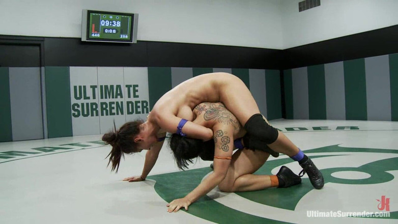 Ultimate surrender by Kink: Vòng bốn: những con rồng (1-0) vs nữ thần (0-1)