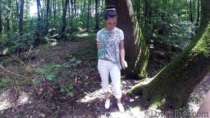 Love 2 Piss: Pissing in the Woods