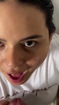 We Get Horny with the New Neighbor When She Shows Me the Apartment