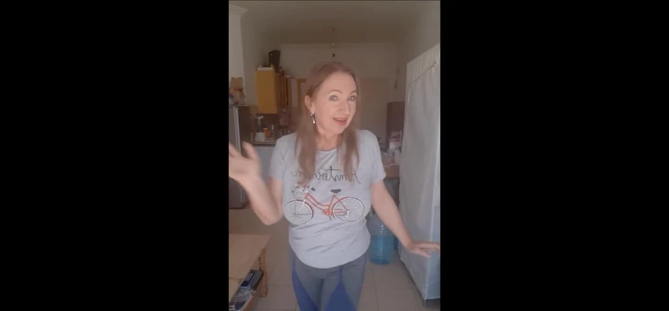 MariaOld: セクシーなおばあちゃんいじめによってダンス