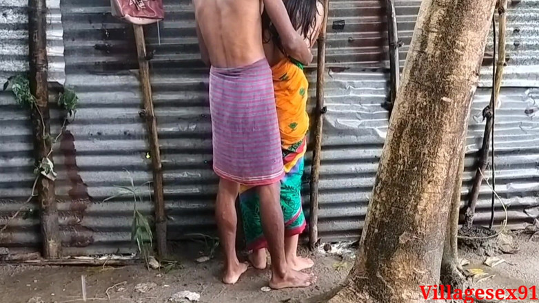 Villagesex91: Desi indisches dorf im freien chudai