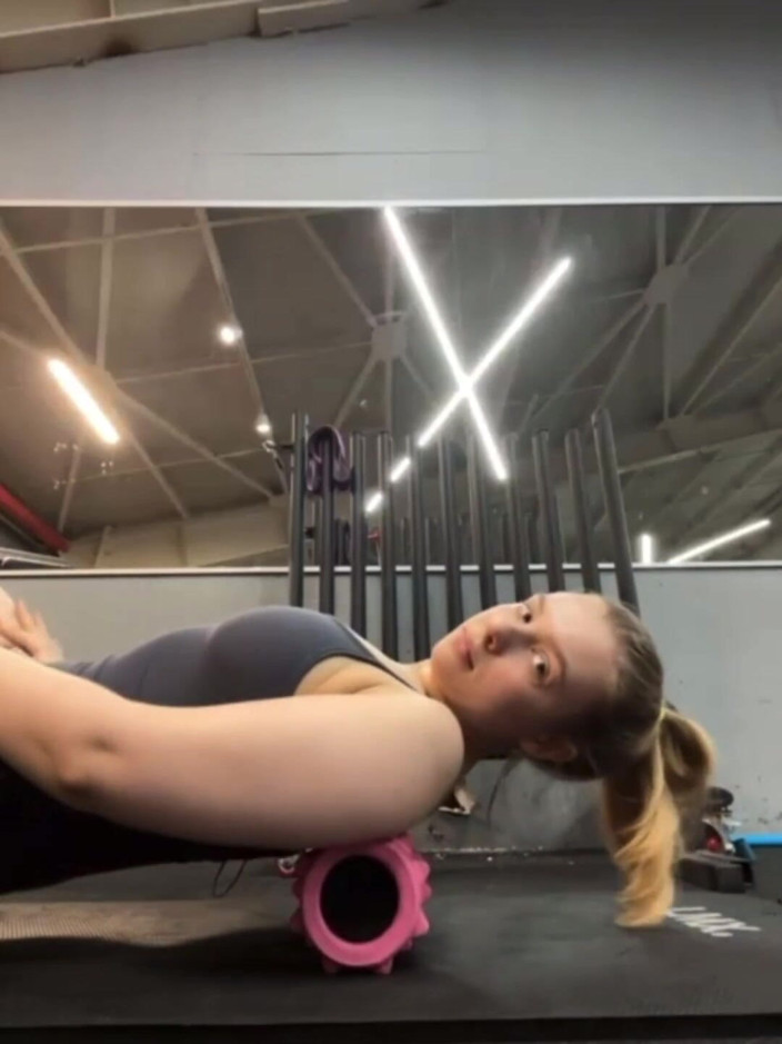 JuiceLussie: Unreal Fucking in the Gym