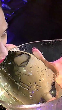 Ganda, DP & Setelah: Mandi Emas & Cumshot Wajah