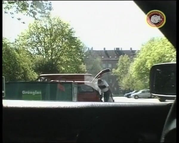 German Fuck Movie: «За німецькими дверима» ретельно трахається — повний фільм