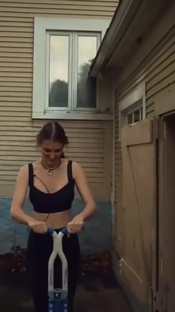 Piper Blush: 你有 pogostick 技巧吗？