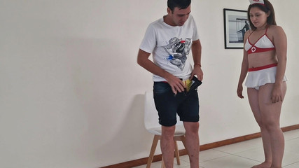 Latinascachondas: Sestra mi odnáší problémy kouřením a šukáním