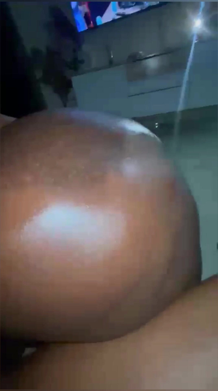 Miss weirdos: Bangun di tengah malam dengan Backshots