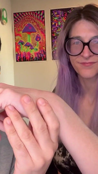 67 göttin, finger & hand beißen und anbetung