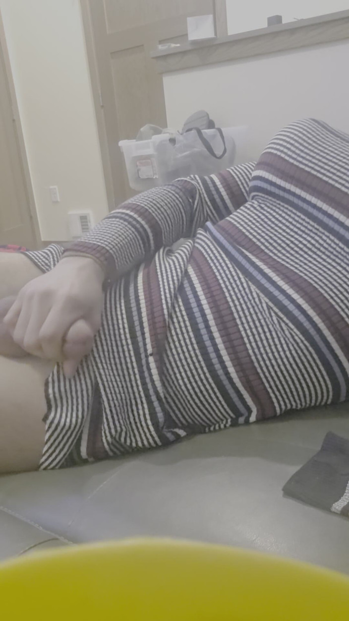 Natalie Slax: Tガール・シシー・ファン