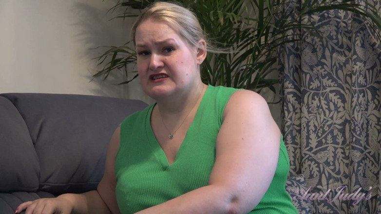 Aunt Judy's: Auntjudys - Your Busty BBW Stepmom Becky Gives You Taboo JOI