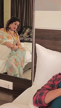 India Silm milf tía en sari sexo indio (audio hindi)