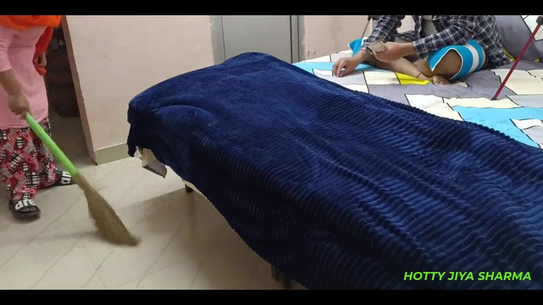 Desi Club House: Je baise la belle-fille de ma femme de ménage