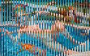 AI Girls: Nackte elfenmädchen spielen im schwimmbad