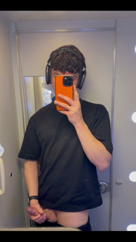 Who Knew Flying Would Get Me so Horny