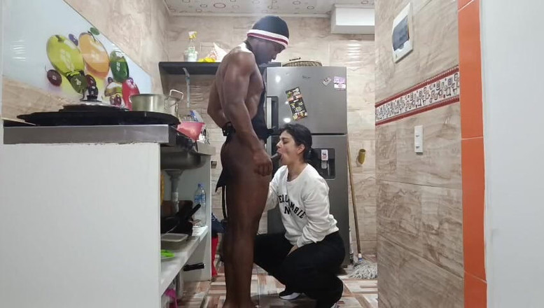 Colombianas amateur: Gaggin Sex s latinskoamerickou dívkou