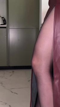 Seks fetish pantyhose - blowjob, kongkek kaki, gaya doggy berdiri, pancutan mani di kaki