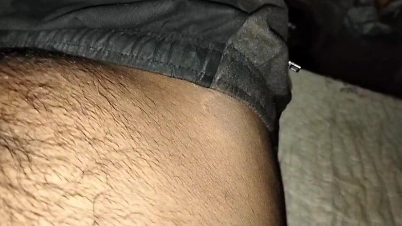 Desi Tits: Desi Solo