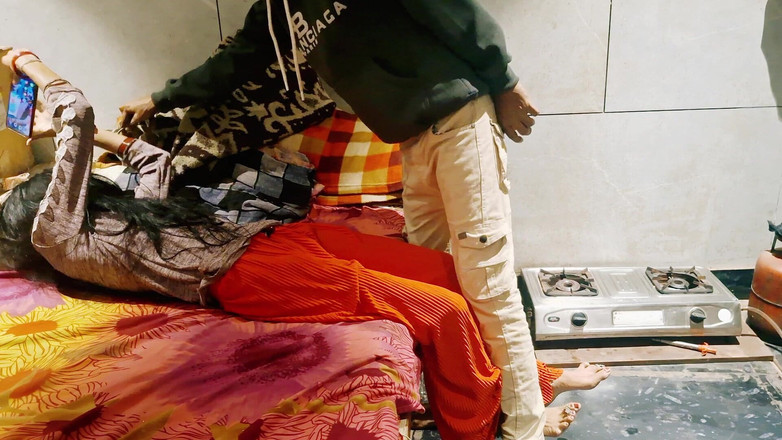 Madhya Sangeeta: Cặp đôi người Ấn Độ làm tình