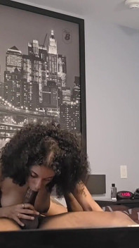 La sexy latina afro Rellie Rellz viene trapanata da un bbc