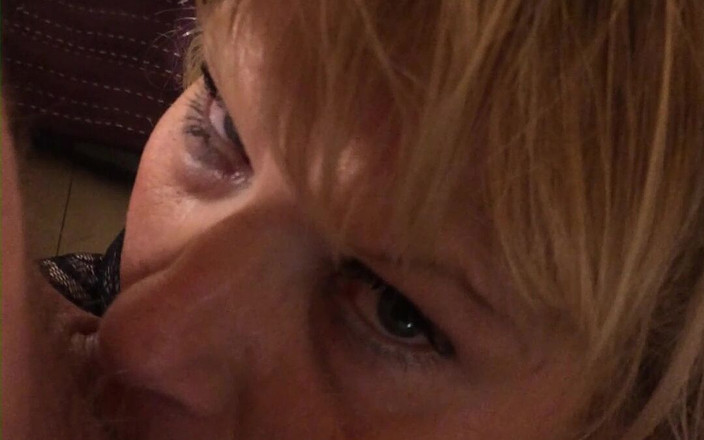 Milf-T: Sexy MILF Sucking Her Man's Cock