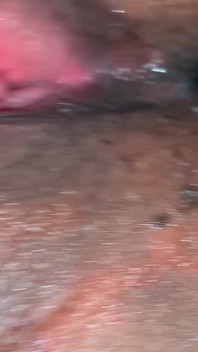Пригласил невестку в комнату Ойо и трахнули сзади и спереди