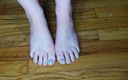 Deanna Deadly: Worship My Pedicured Light Blue Toes and Feet