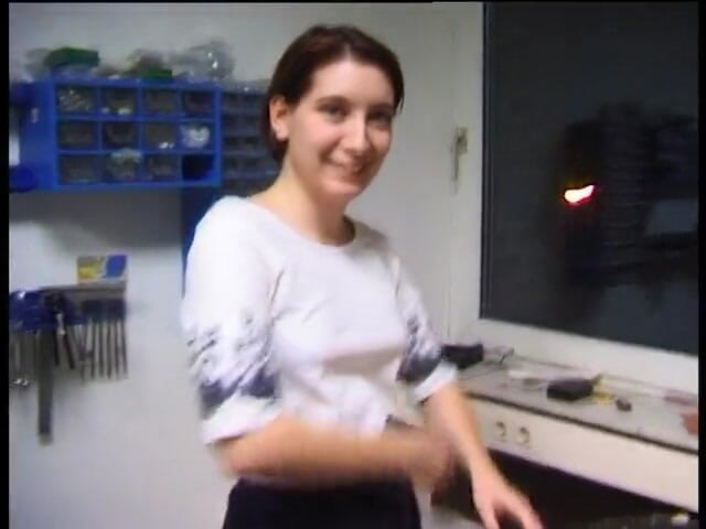 POV Orgasms: O curvă brunetă amatoare futută în acțiune cu vedere la persoana 1