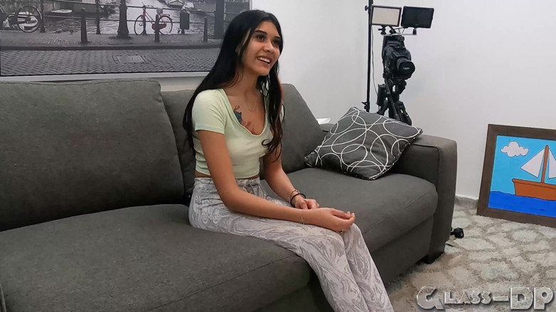 GLASSDP: Pequena latina estrela pornô começou a foder e chupar no...