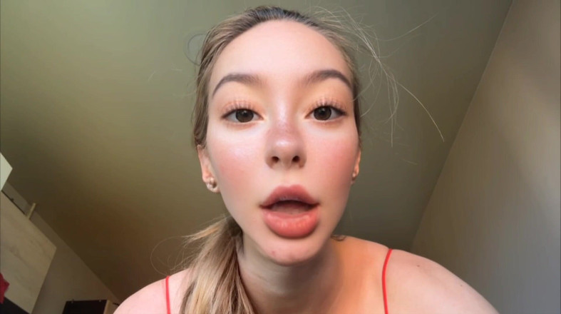 Skinny_lady69: Em primeiro plano - humilhação da dominatrix