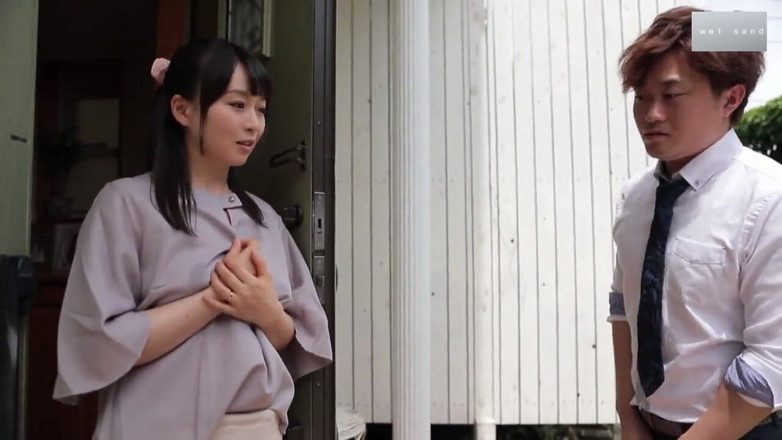 JAV Cosplay: Une Asiatique allaite