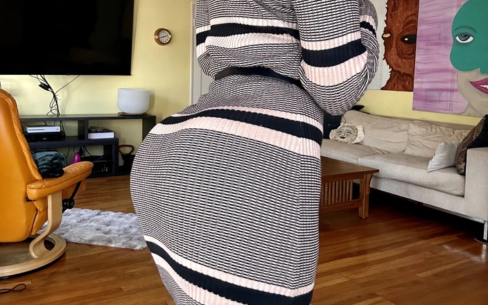 VibeWithMommy: 새 Bbl을 따먹고 오르가즘 JOI까지 따먹히는 엄마 - 너와 나만의 거대한 엉덩이