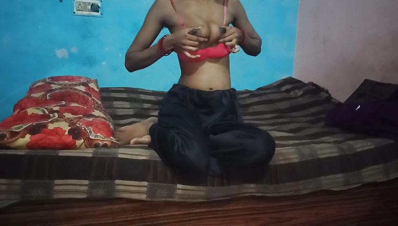 Truefuker: 性感人妻渴望重口味性爱来满足她的望