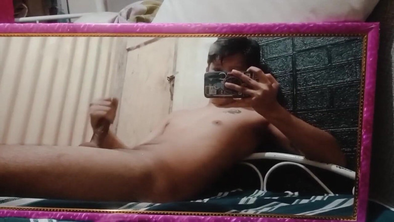 Rent A Gay Productions: Kraken - 镜子手淫场景