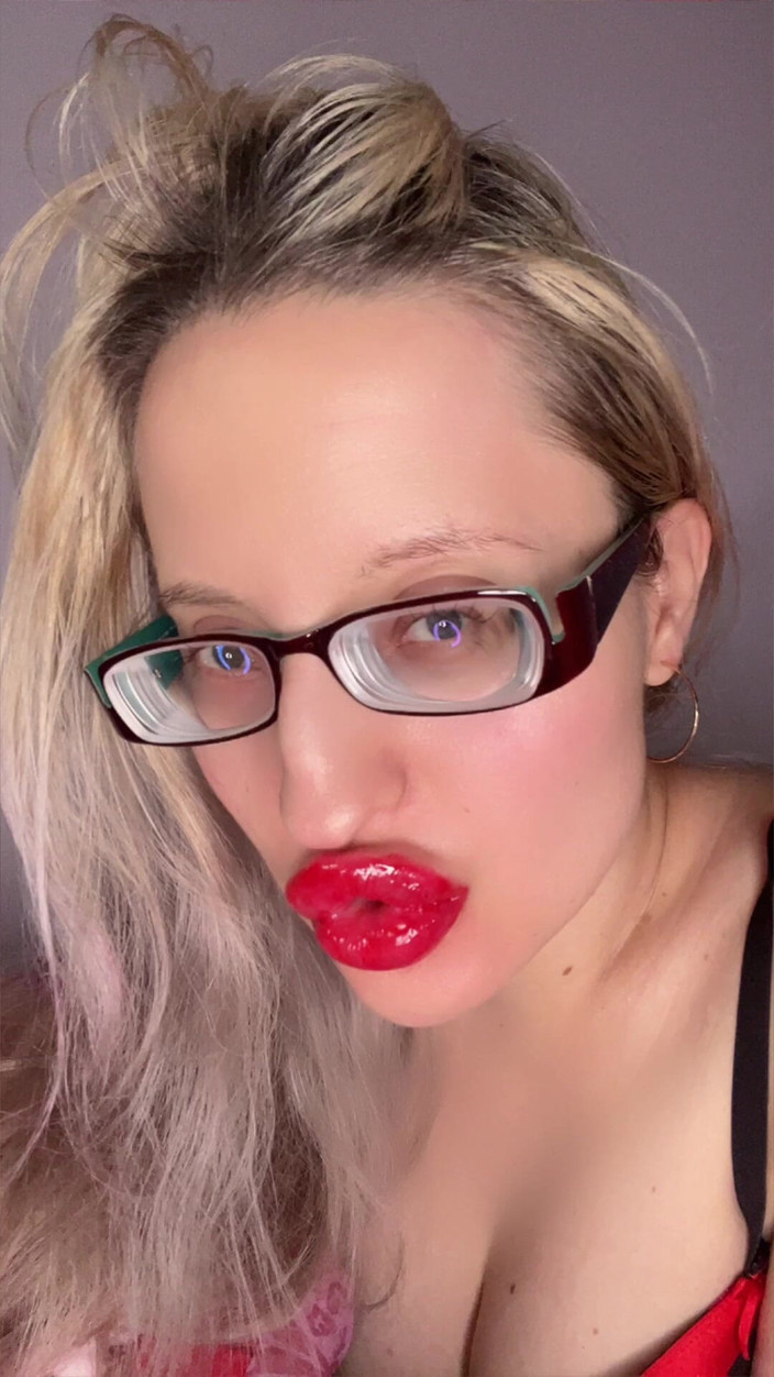 FinDom Goaldigger: ストーリー なぜ新しい太いビッグeyeglasses.MP4を着ないのか