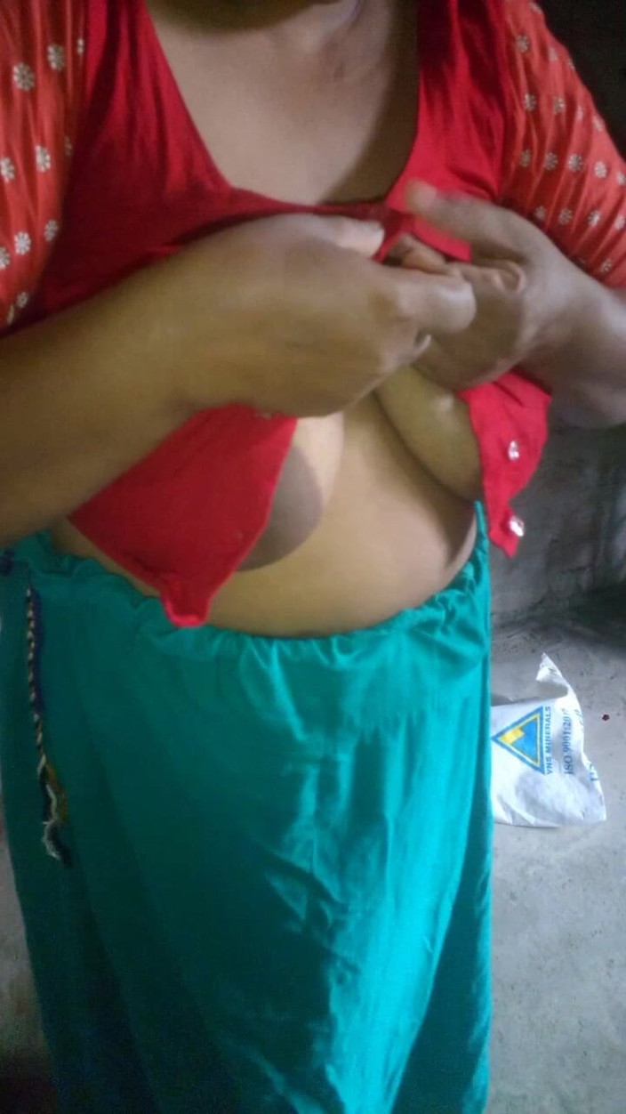 Sadia vabi: Dress Chencr