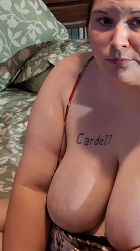 Deepthroat královna Lynne Lízání bbc šukej mě, ona je sakra dobrá