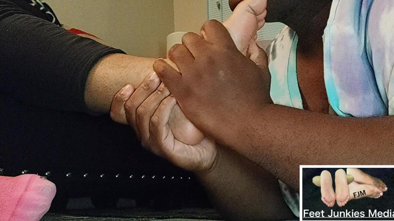 Foot Patrol: Carmel.milf.prettyfeet Afterwork Sweaty Stnky Feet Worship N Toe Sucking