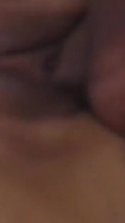 THAGSON 18+: Madura morena MILF monta polla a facial caliente