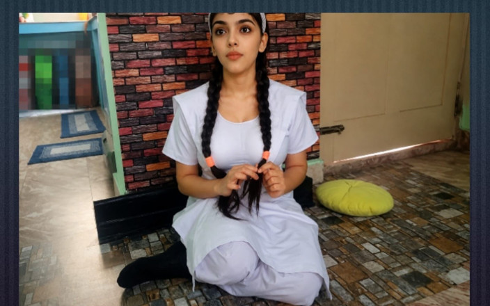Hotdostt: paakistani chhaatra larki zoya krimpai bhaartiy sautela bhaee