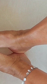 Amatérská Blondýnka Manželka Má Footjob