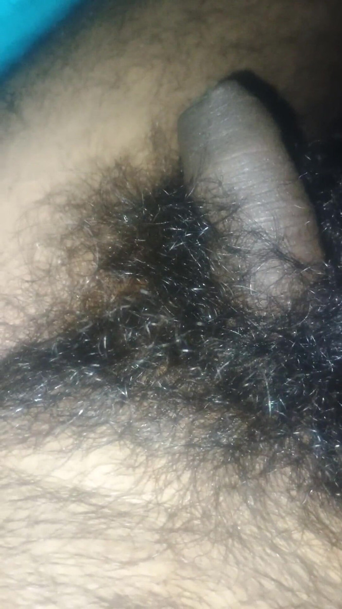 Hot_bobby: Mein sexy mädchen monika schüttelte meinen schwanz und lutschte es...