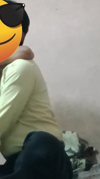 Desi Indische Bhabhi wordt hard geneukt door buurman. Desi Indische Bhabhi seks met zwager