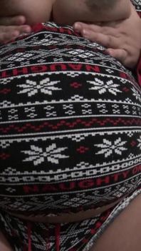 Беременная арабская женщина
