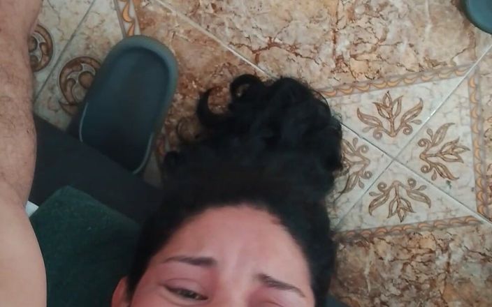 Valkyrieandluigy: Wanita dewasa lagi asik nyepong kontol sampai tenggrokan