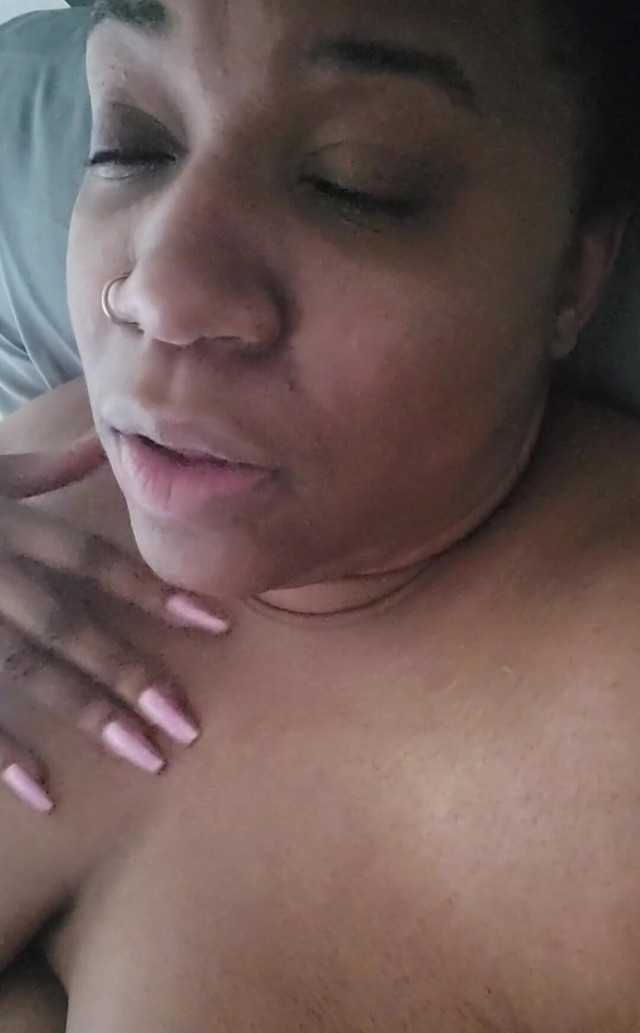 Little teasing dirty talk (Josie4yourpleasure)