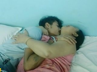 Indian Xshot: Bengali Malkin tia sexo com jovem empregada! Indiana XXX