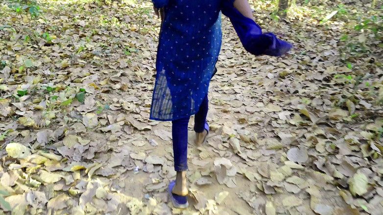 Ankush raj: Můj krok byl dnes zavolal do parku a dal ji...